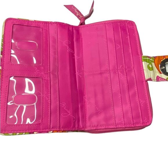 Vera Bradley Lillie Bell Floral Quilted Cloth Turn Lock Full Zip Long Wallet - Picture 2 of 4